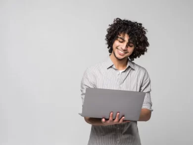 Entra21 oferece vagas gratuitas em tecnologia com inscrições abertas