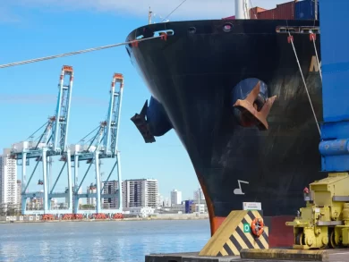 Exportações de Santa Catarina crescem 4,4% em 2025 e batem recorde histórico
