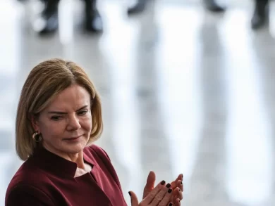 Fim da escala 6x1 avança com possível projeto do governo ao Congresso