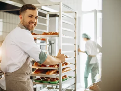Micro e pequenas empresas geraram sete em cada dez empregos formais até novembro de 2025