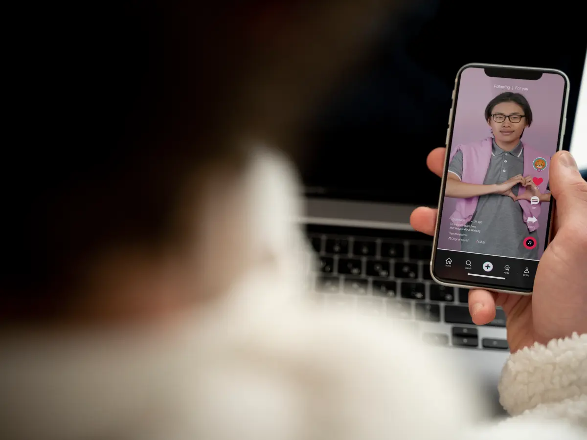 Venda do TikTok para a Oracle redefine gestão da plataforma nos EUA