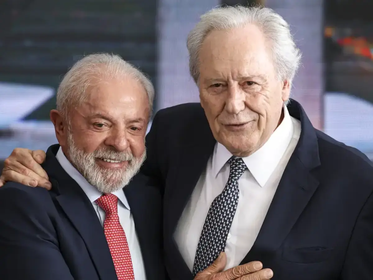 Lewandowski formaliza demissão do Ministério da Justiça ao presidente Lula