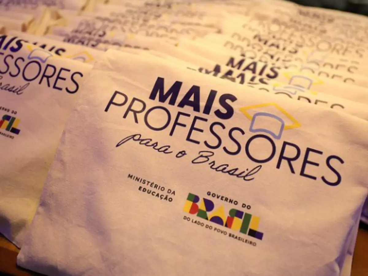 MEC anuncia 12 mil vagas no Pé-de-Meia Licenciaturas para 2026