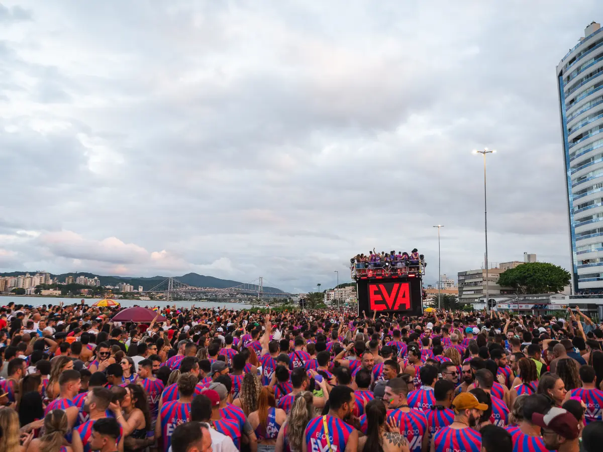 Pré-Carnaval Floripa terá controle de acesso e estrutura médica na beira-mar