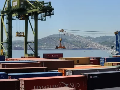 Governo prevê superávit comercial entre US$ 70 e US$ 90 bilhões em 2026