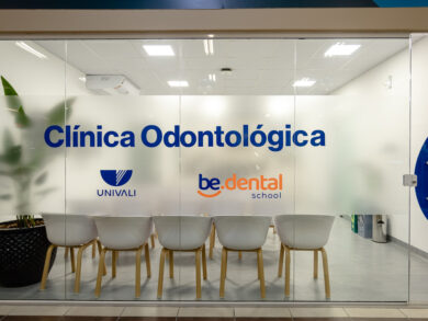 Clínica-escola em São José oferece dentista a custo reduzido