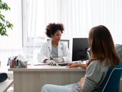Rede municipal de saúde para mulheres reforça serviços e exames na capital