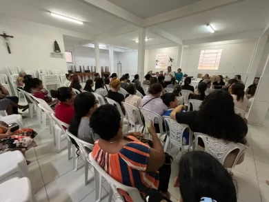 Cursos gratuitos buscam ampliar autonomia financeira de mulheres em São José