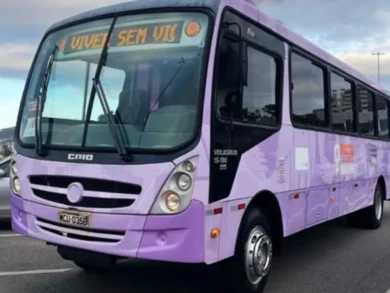 Ônibus Lilás amplia acesso a serviços para mulheres em Palhoça