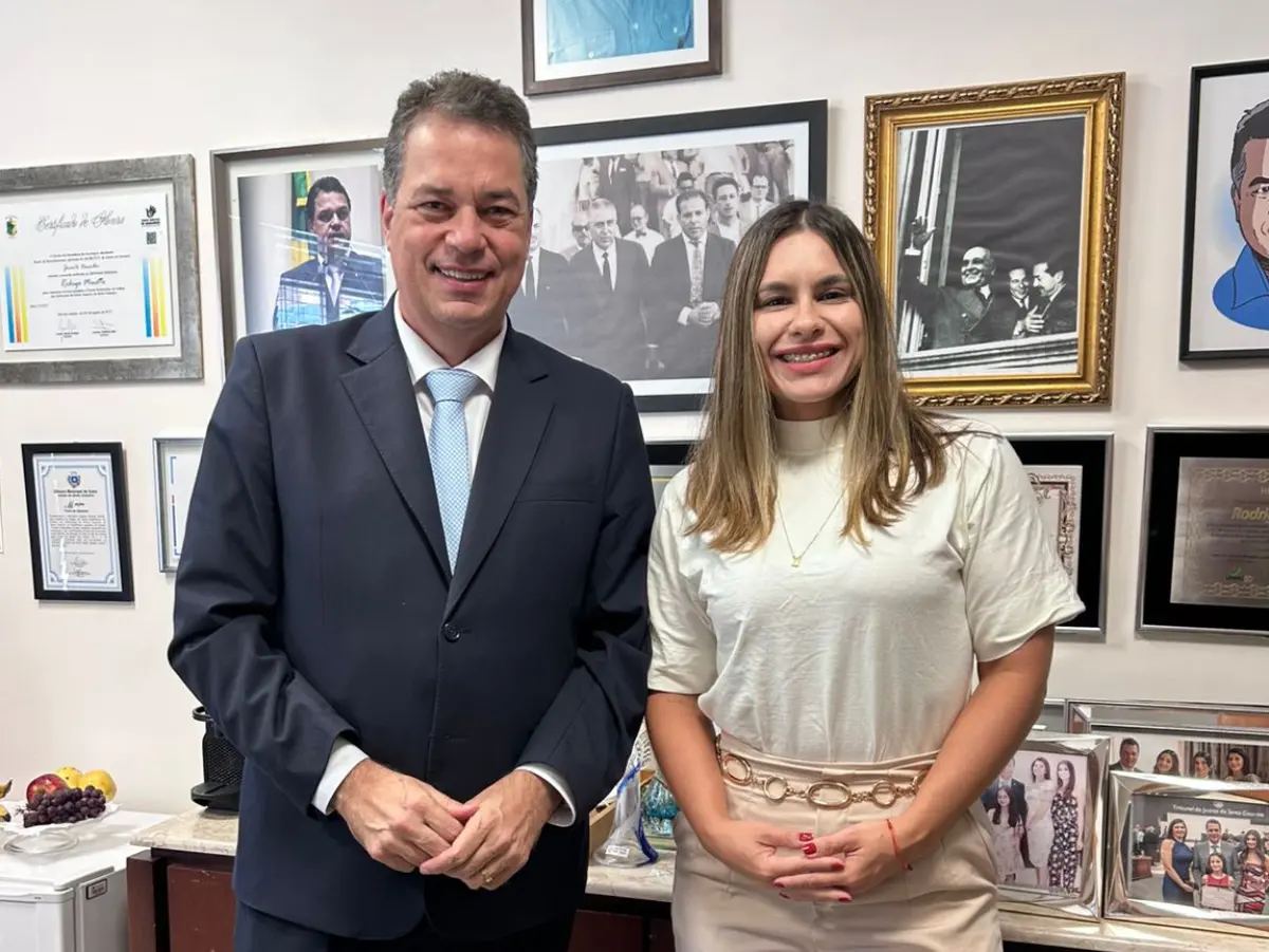 minotto e rebeca silva pre candidata pdt