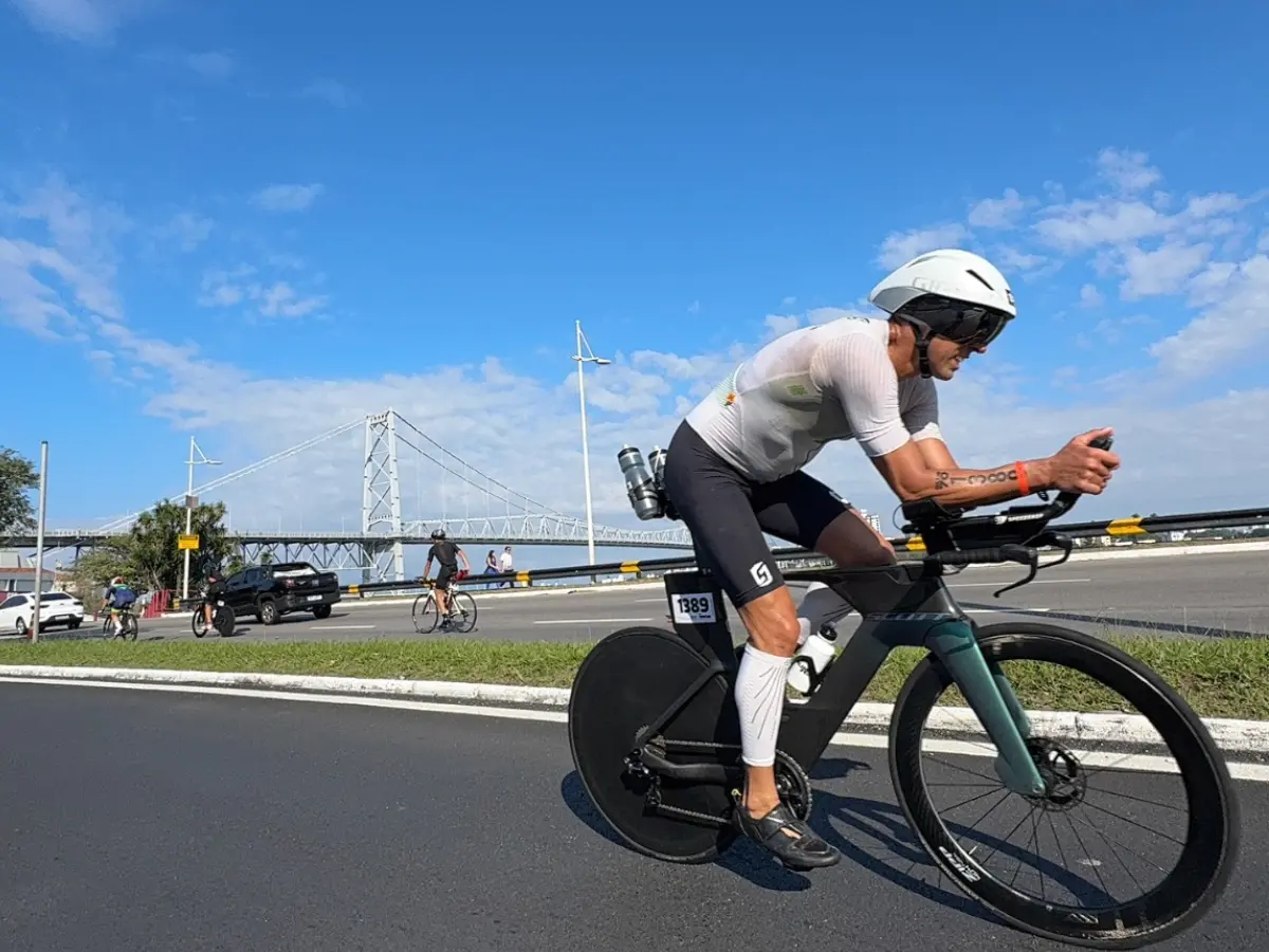 Florianópolis recebe 24ª edição do IRONMAN Brasil com atletas de 26 países neste domingo