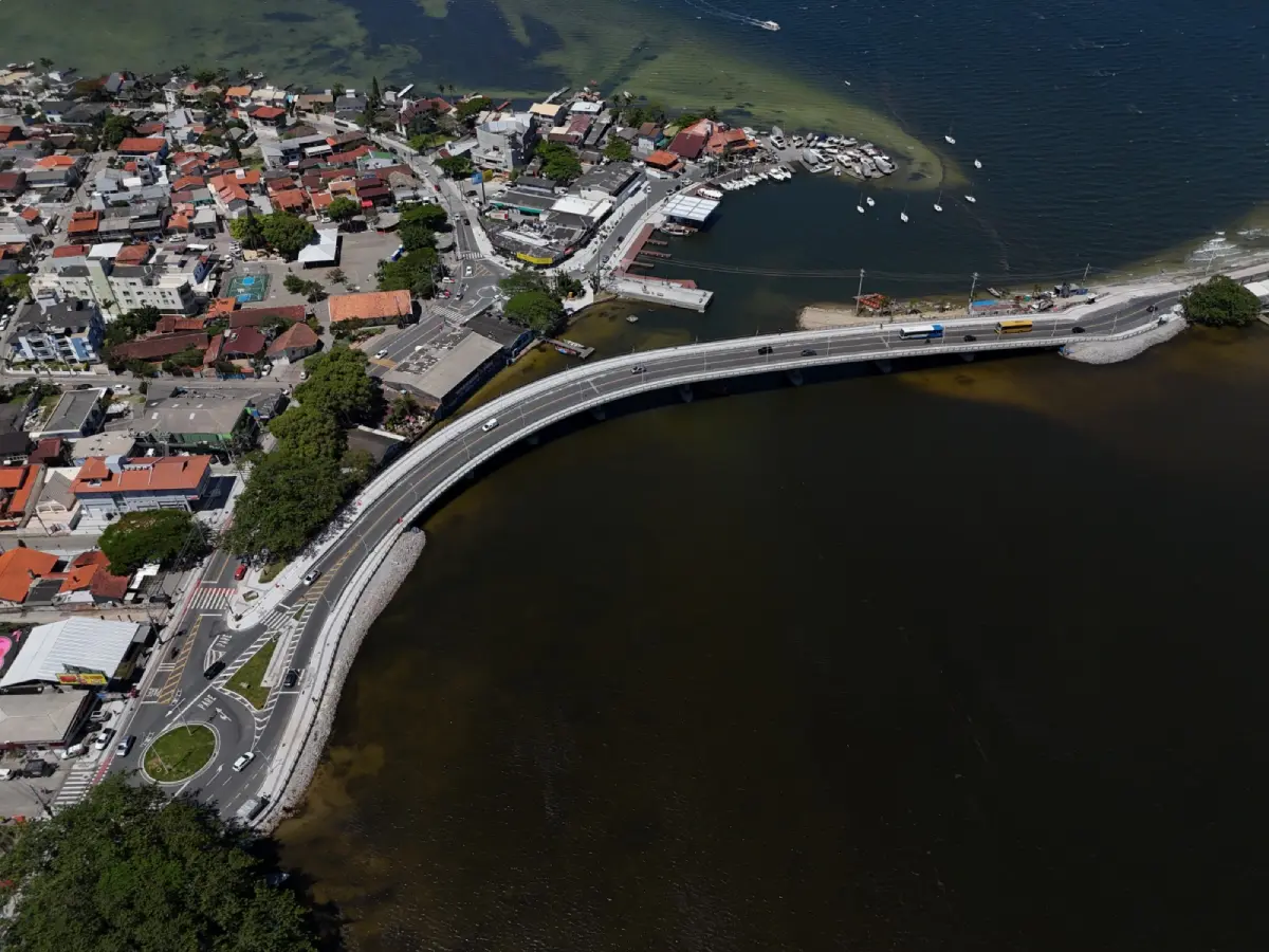 Ponte da Lagoa reduz tempo de viagem em até 15% e muda trânsito no leste de Florianópolis