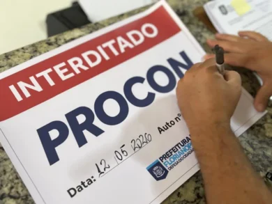 Procon Florianópolis: clínica odontológica é interditada após mais de 40 denúncias de consumidores