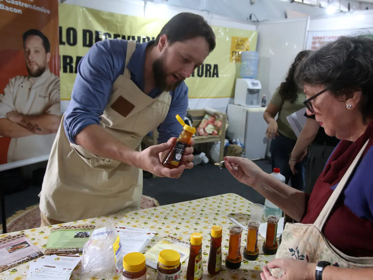 Feira do Mel de Santa Catarina projeta venda de até 55 toneladas de produtos em Florianópolis