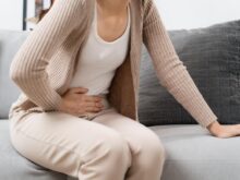 Sintomas ignorados atrasam diagnóstico da endometriose