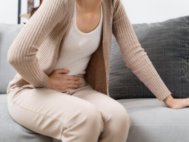 Sintomas ignorados atrasam diagnóstico da endometriose