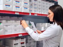 Distribuição de medicamentos avança com foco em conformidade