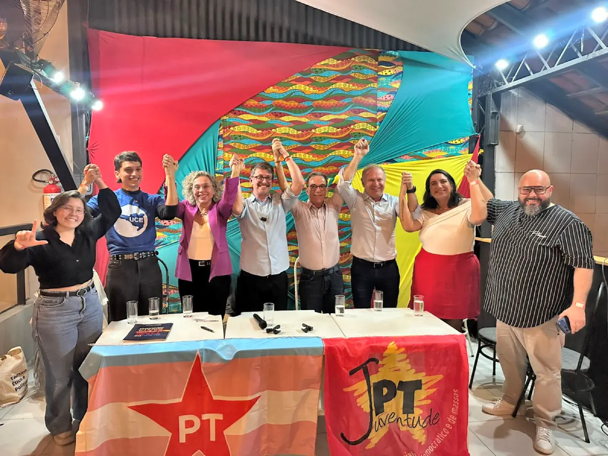 Ato de filiação de Vitor Xuxa ao PT leva Gelson Merisio ao Centro Leste
