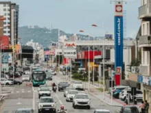 Avenida Presidente Kennedy terá faixa exclusiva para ônibus em horário de pico em São José
