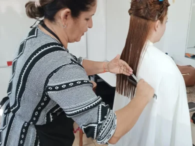 Escola de Forquilhinha abre inscrições para cortes de cabelo femininos gratuitos