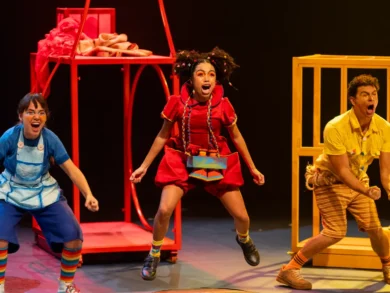 Espetáculo Da Janela chega a Florianópolis com proposta de teatro infantil acessível e inclusivo