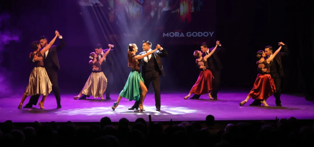 Mora Godoy a maior estrela do tango argentino contemporaneo