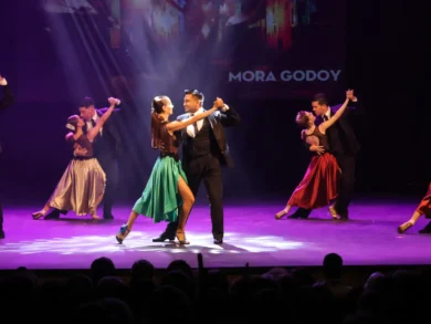 Mora Godoy a maior estrela do tango argentino contemporaneo