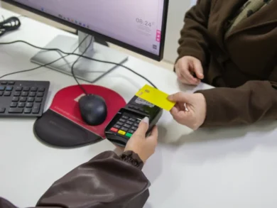 Pagamento de tributos em São José por cartão de crédito amplia opções para contribuintes