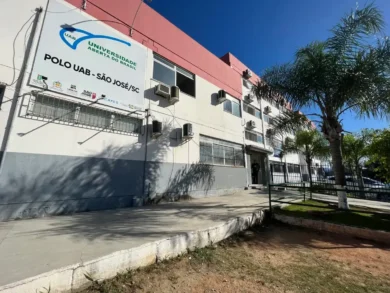 Udesc abre 30 vagas para especialização gratuita em Gestão Municipal no Polo UAB de São José