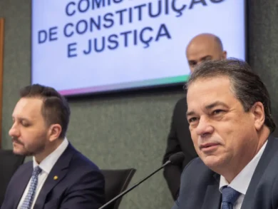 Programa Catarinense de Solidariedade Veterinária avança na Alesc após aprovação na CCJ
