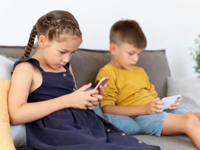 São José cria programa para prevenir dependência digital entre crianças e adolescentes