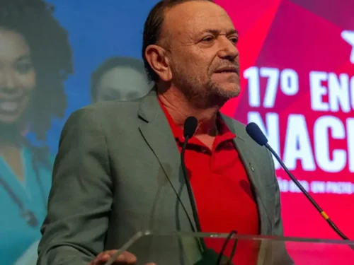 Convenções partidárias em Santa Catarina reúnem Edinho Silva e oficializam chapa do Campo Democrático