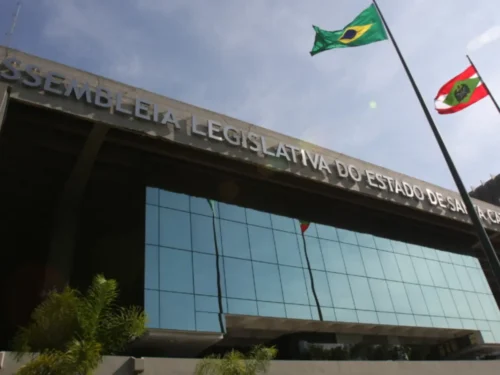 Atividades legislativas são suspendidas até o fim de julho na Alesc durante recesso parlamentar
