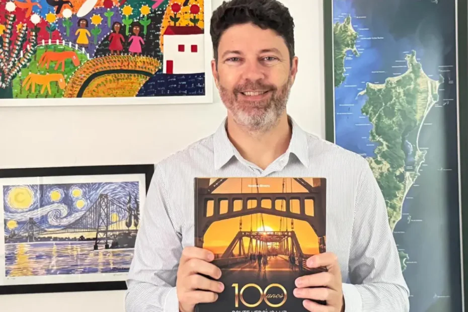 Livro sobre a Ponte Hercílio Luz será lançado em Florianópolis com relatos inéditos do centenário