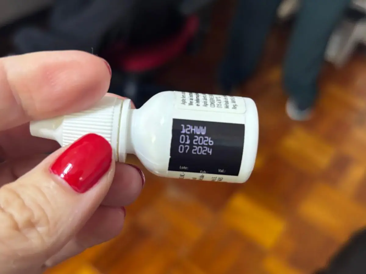 medicamentos vencidos e falhas de higiene