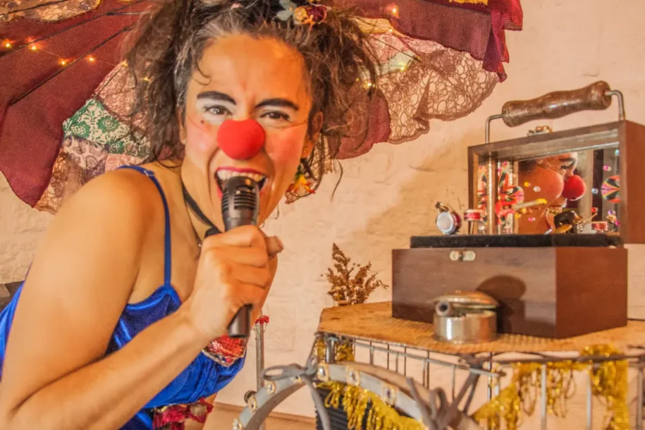 Projeto “Semeando Risos” leva palhaçaria e sustentabilidade ao Teatro da Ubro com dois espetáculos gratuitos