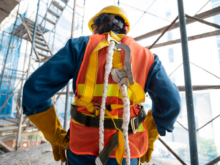 Atualização da NR-18 reforça segurança em obras de demolição