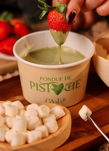 Frio e chuva aumentam procura por chocolate quente e fondue