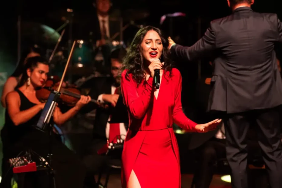 Camerata Florianópolis apresenta espetáculo inspirado na era de ouro do rádio no fim de agosto