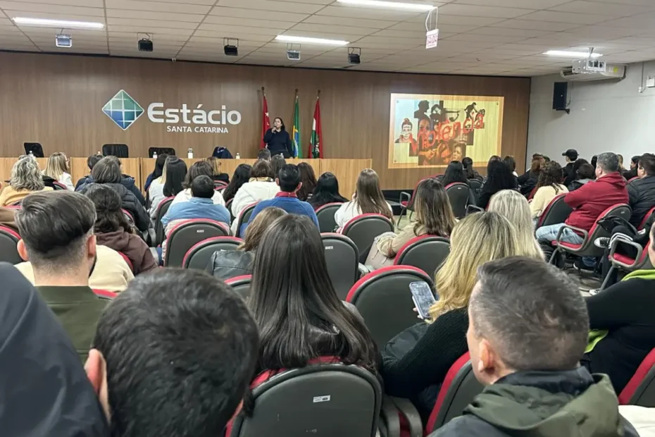 Movimento Mulher Viva amplia debate sobre violência contra a mulher em São José
