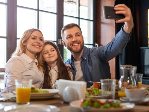 Dia dos Pais deve elevar faturamento de bares e restaurantes acima de 2025