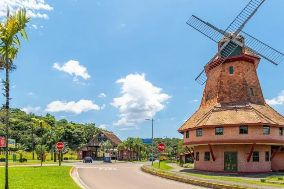 Conecta Fenachopp reúne trade turístico para ampliar atrações de Joinville durante a festa