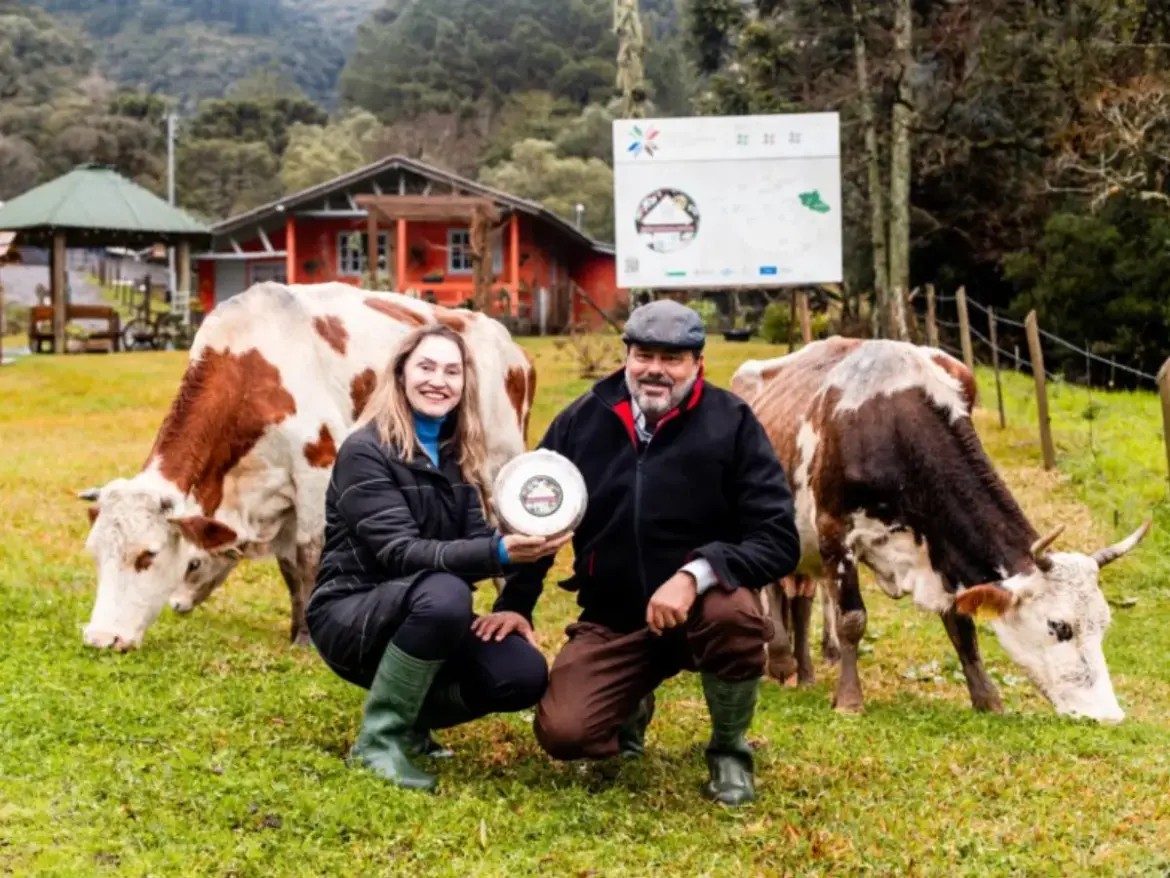 Air e Jacinta Zanelato. Produtores de Queijo Serrano