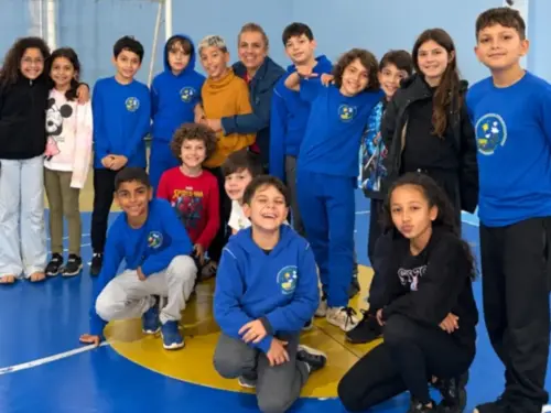 Estudantes da escola EBM Costa de Dentro