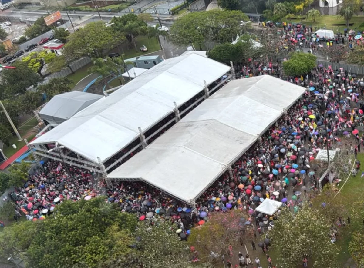 Lula em SC O Brasil Pronto Pra Mais Praca Tancredo Neves Florianopolis 2026 13