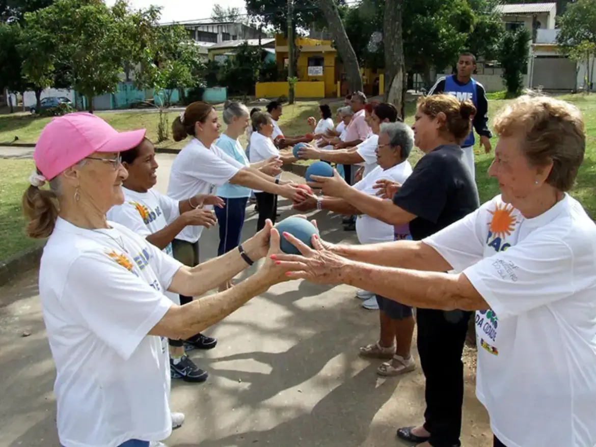 Projeto cria política que incentiva a doação de IR pelos catarinenses a fundos que financiam projetos voltados aos idosos