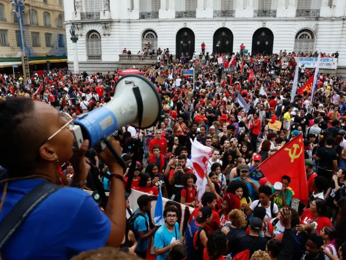 Atos Pró Lula