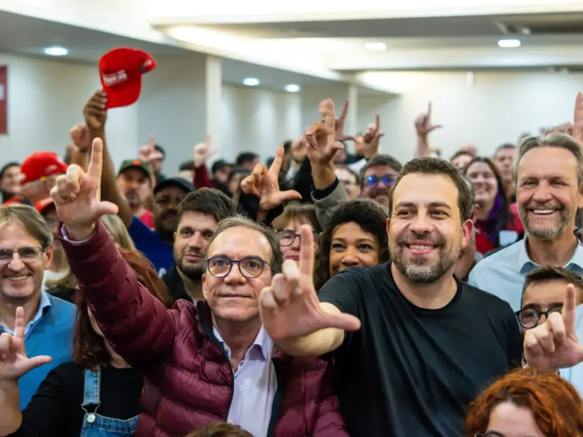 Guilherme Boulos (PSOL) e outras lideranças políticas