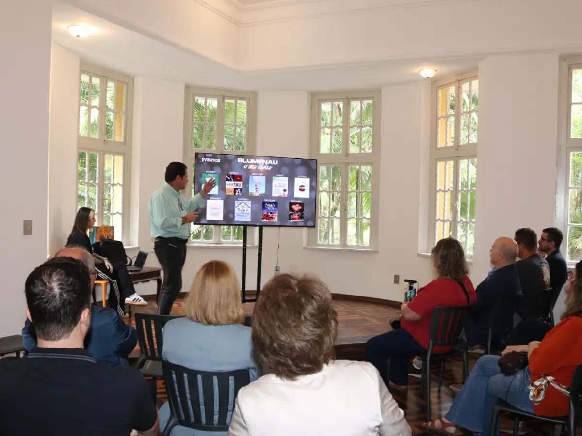apresentação sobre os dados do turismo