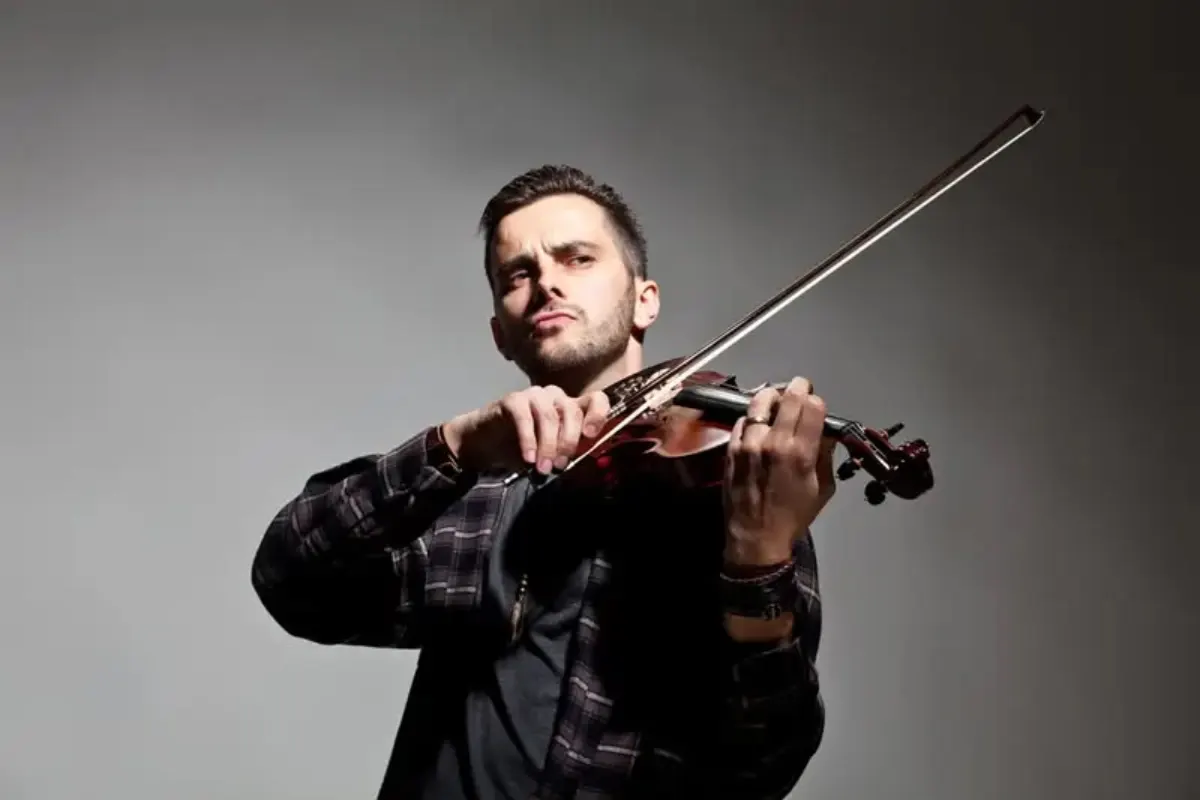 simao wolf violinista